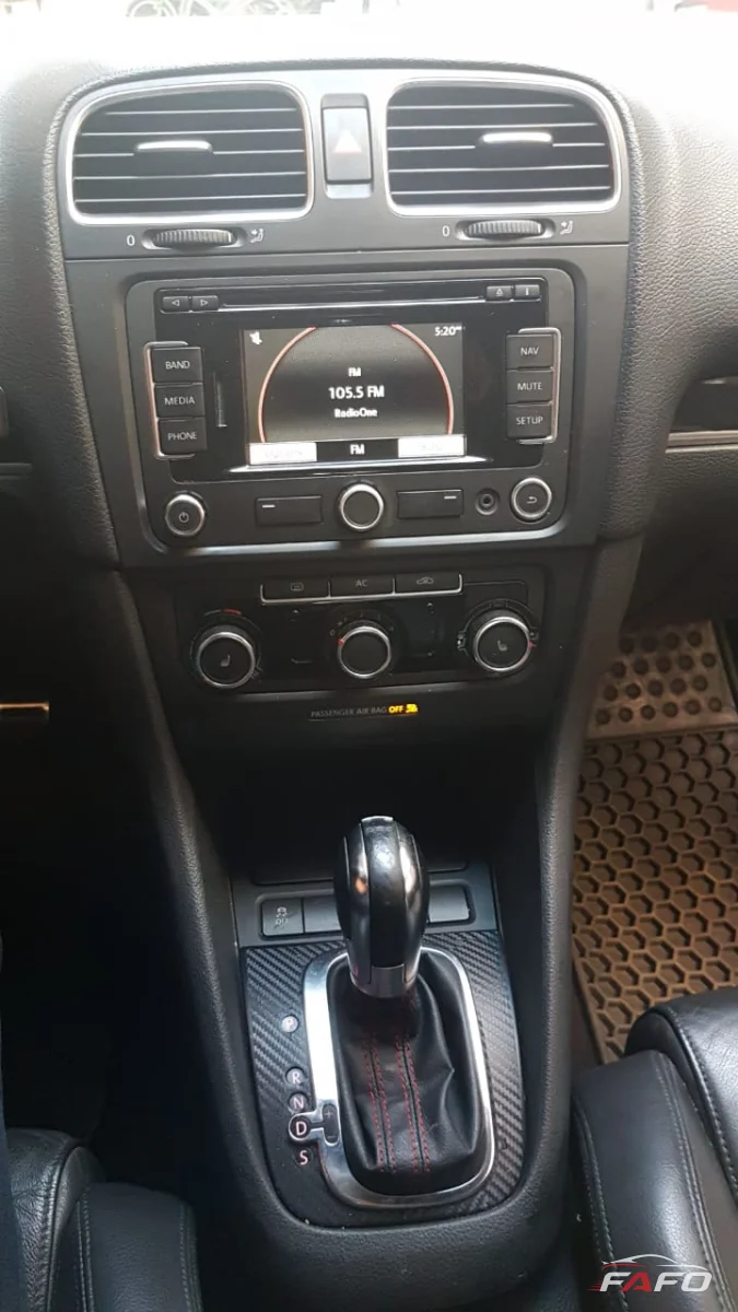 2011 Volkswagen Golf GTI / GTD / GTE — photo 1 of 3
